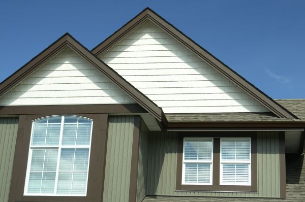 Cost of Vertical Vinyl Siding Repair in Joplin