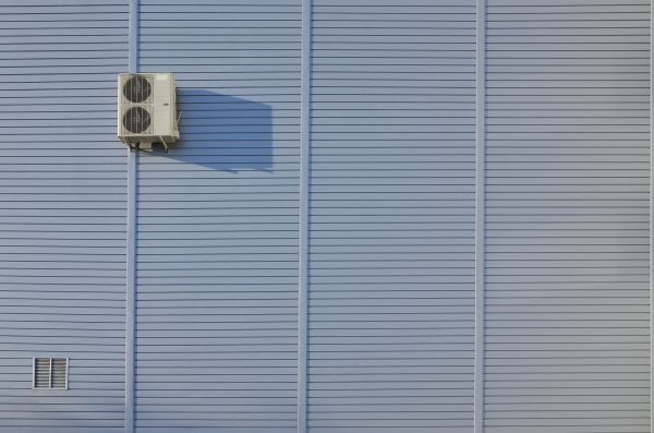 Cost of Flat Metal Siding Installation in Joplin