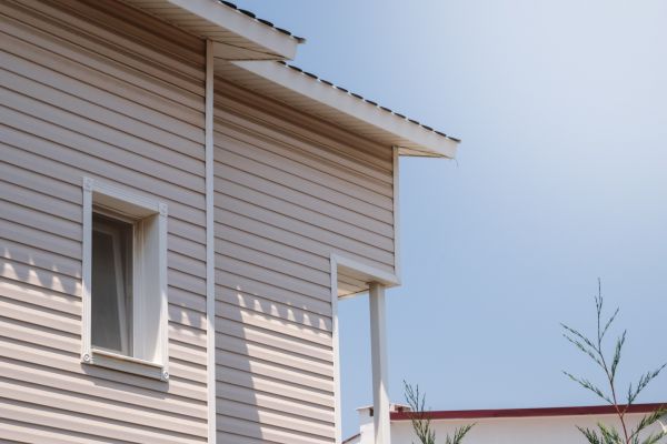 Cost of Vinyl Siding Hole Repair in Joplin
